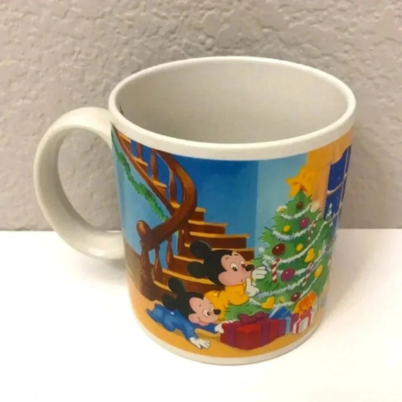 Vintage Mickey Mouse Merry Christmas Mug - Picture 3 of 5